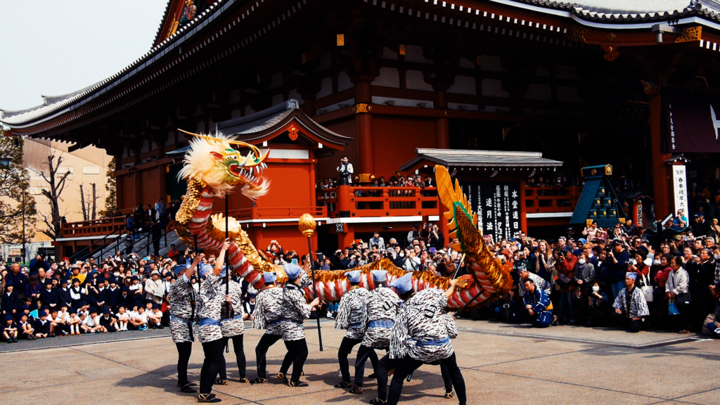 金龍の舞 kinryu no mai. Dance of the golden dragon